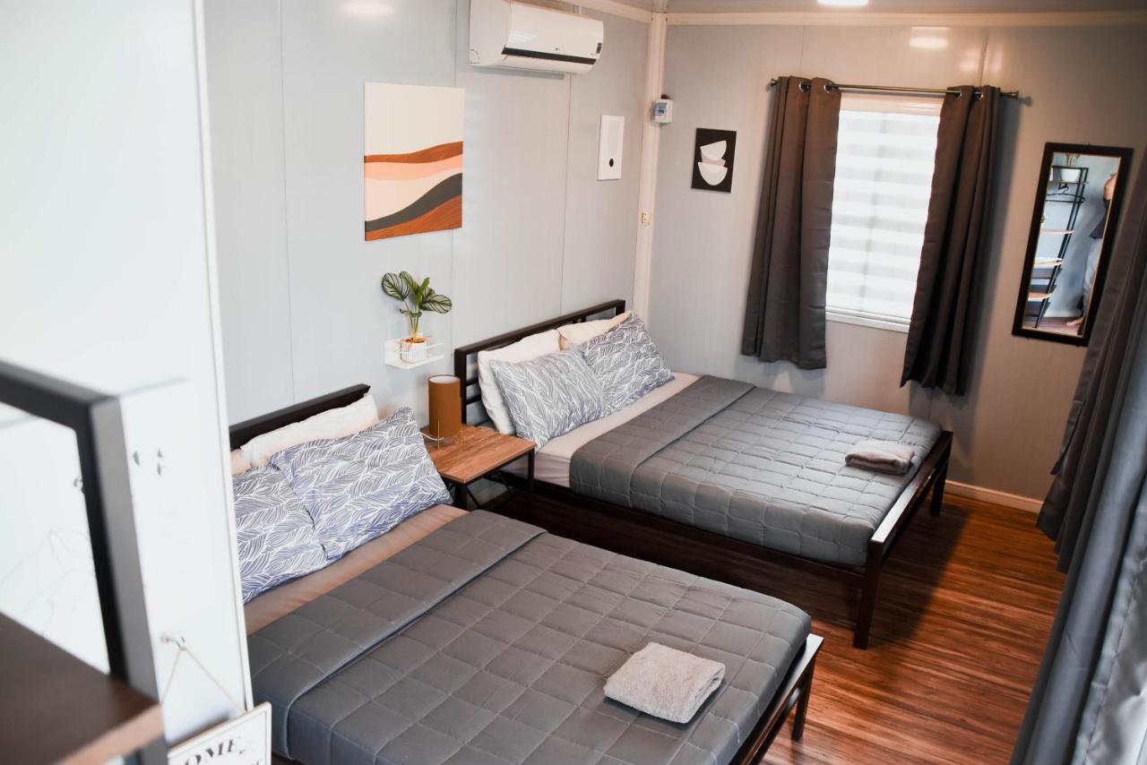 Olive Hostel Roxas City Bagian luar foto