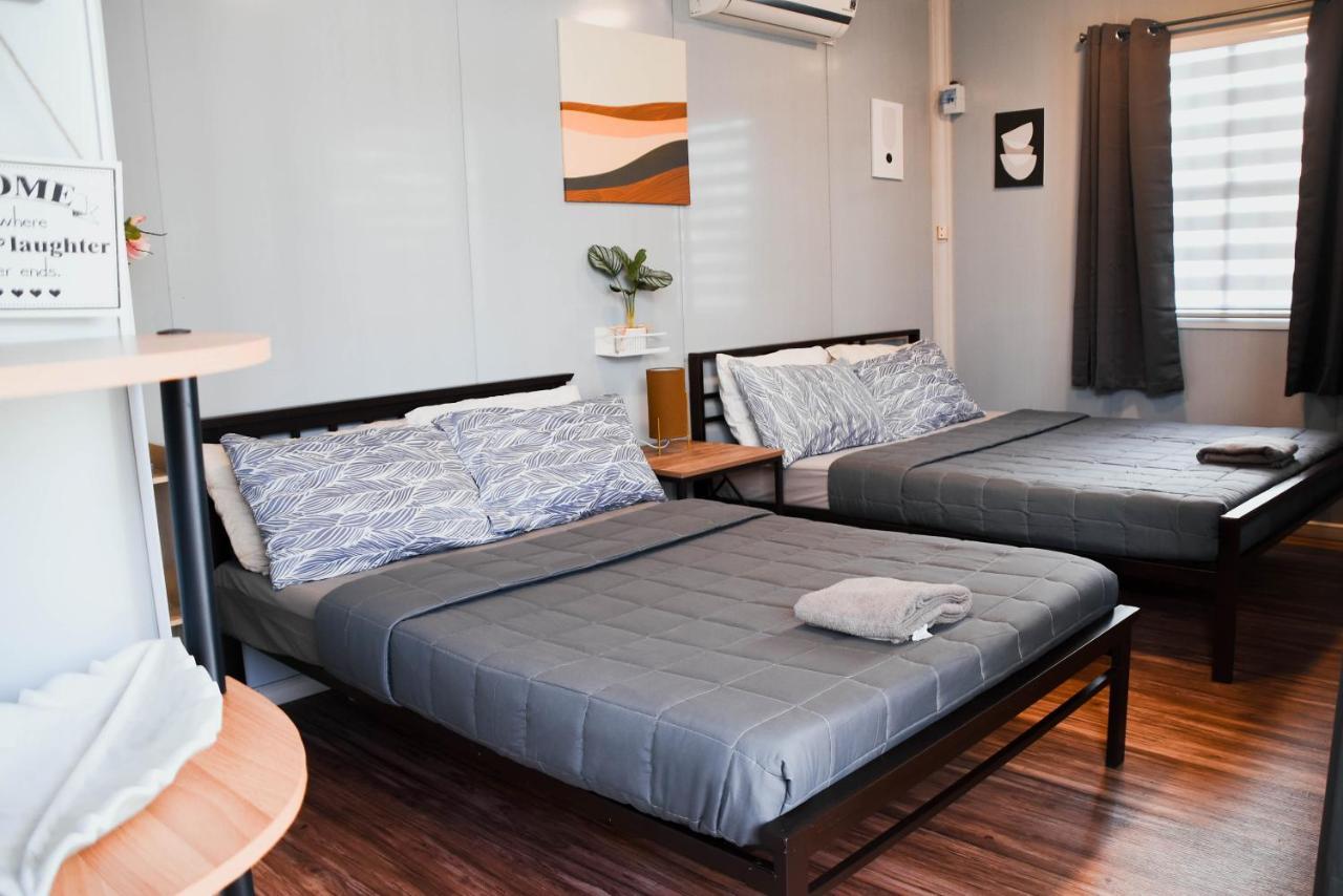 Olive Hostel Roxas City Bagian luar foto