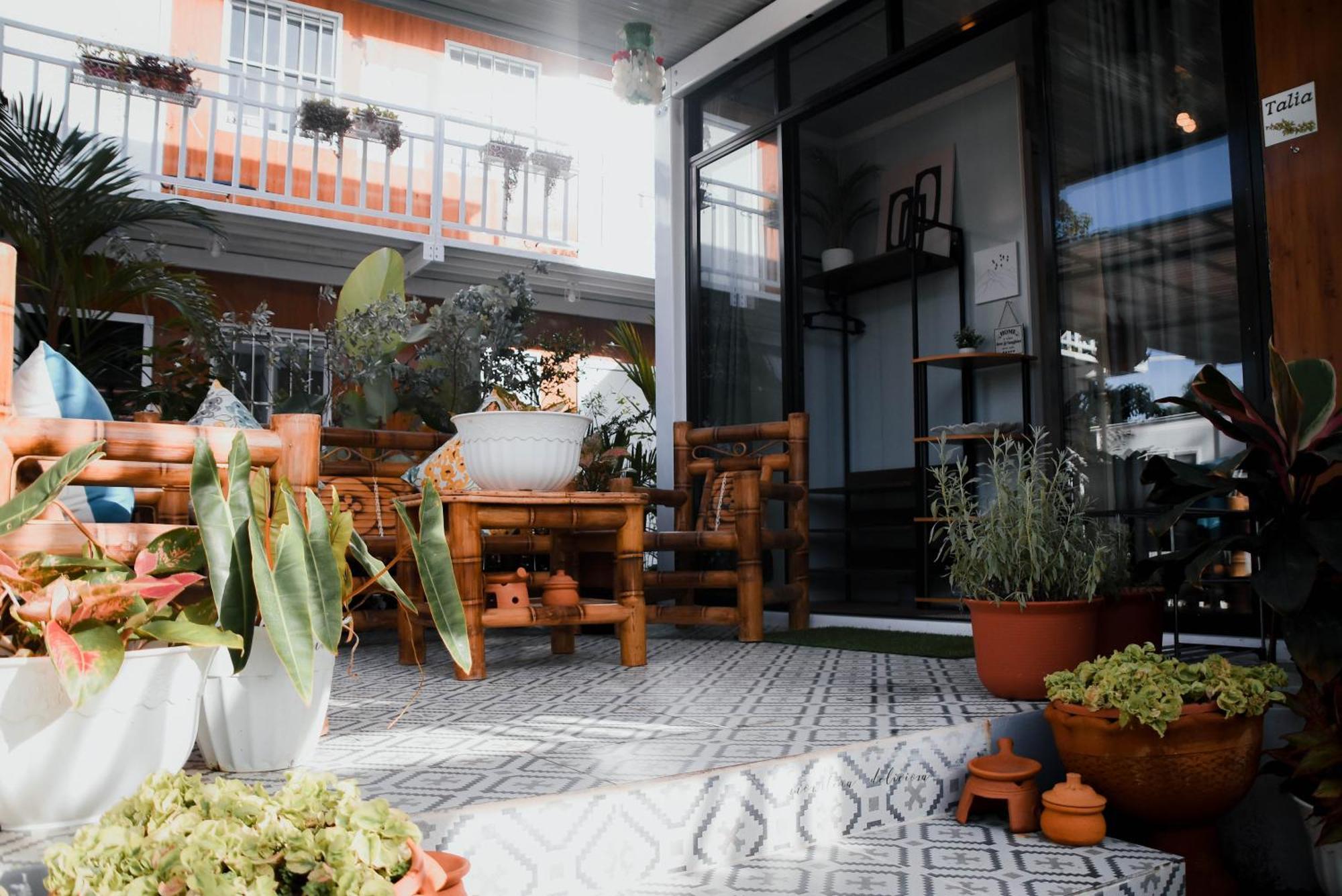 Olive Hostel Roxas City Bagian luar foto