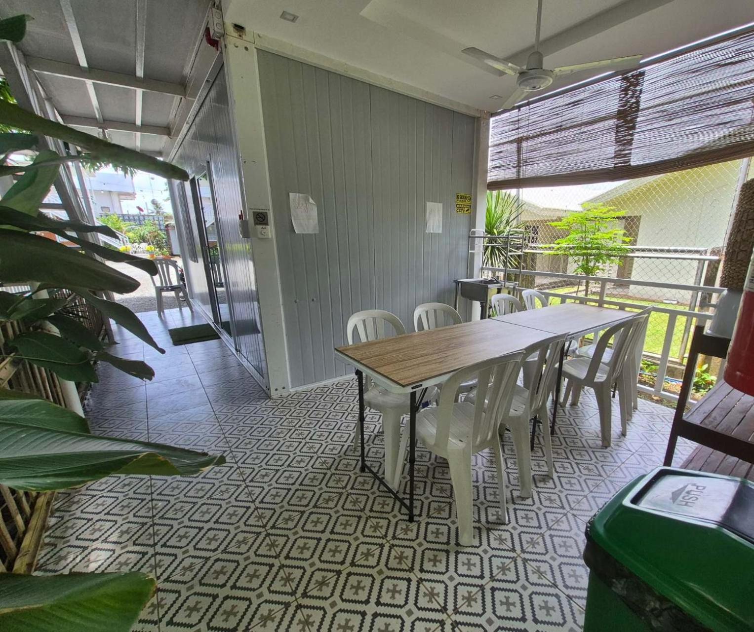 Olive Hostel Roxas City Bagian luar foto